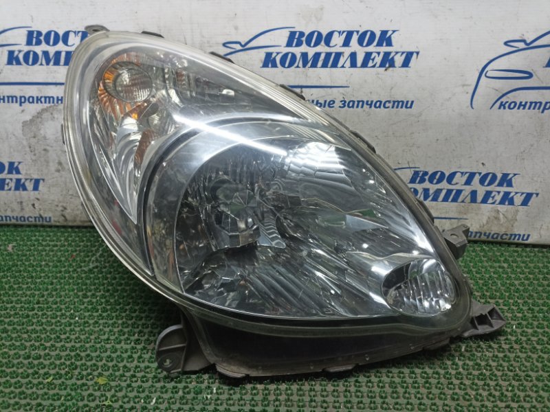 Фара Toyota Funcargo NCP20 1NZ-FE прав