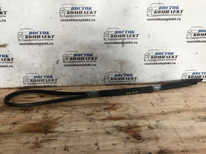 Молдинг крыши Toyota Isis 2007 ANM10W 1AZ-FSE