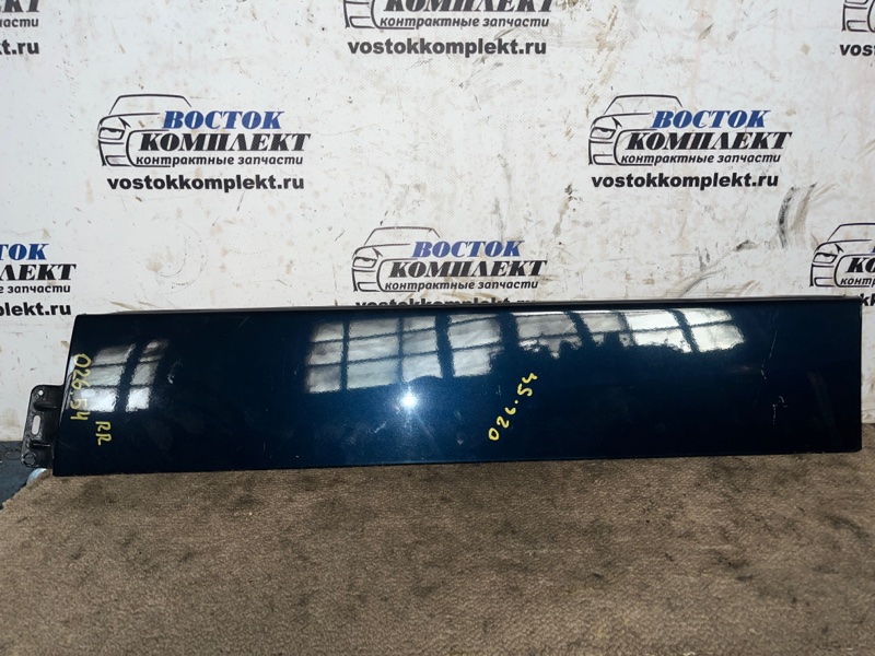 Накладка на крыло Toyota Voxy 2007 AZR60 1AZ-FSE зад прав