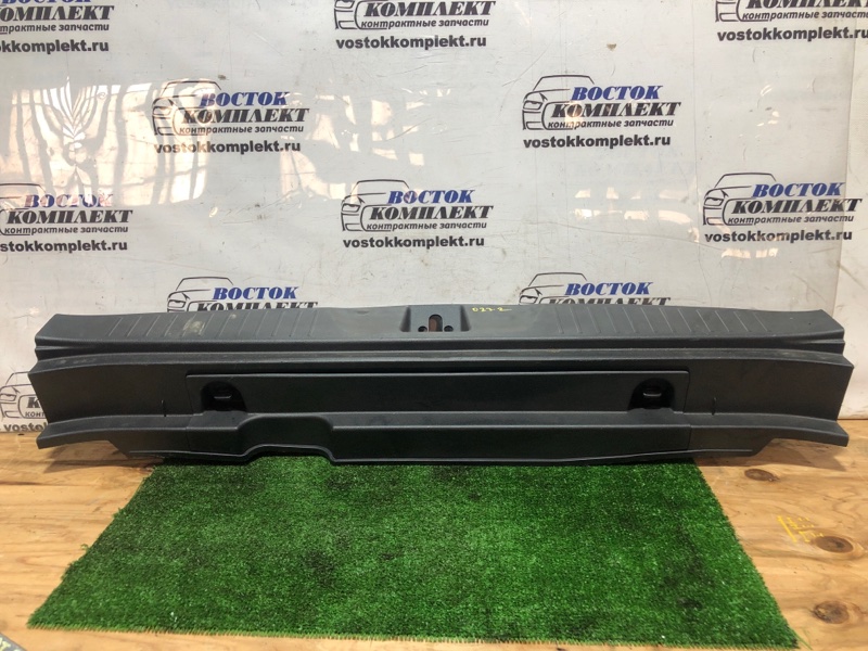 Накладка багажника Honda Stream RN6 R18A