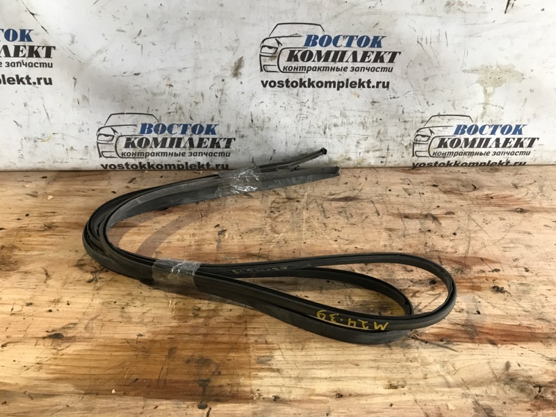 Молдинг крыши Daihatsu Boon M310S 1KR-FE
