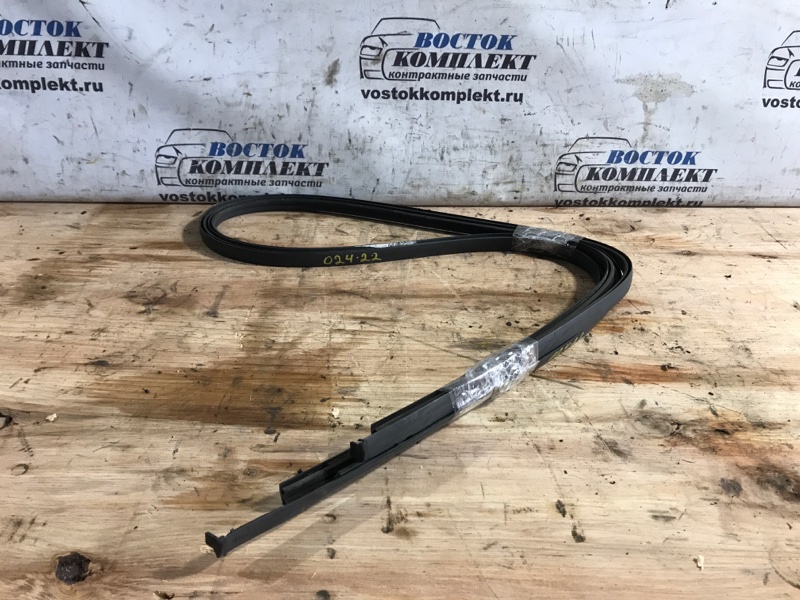 Молдинг крыши Toyota Succeed NCP59G 1NZ-FE