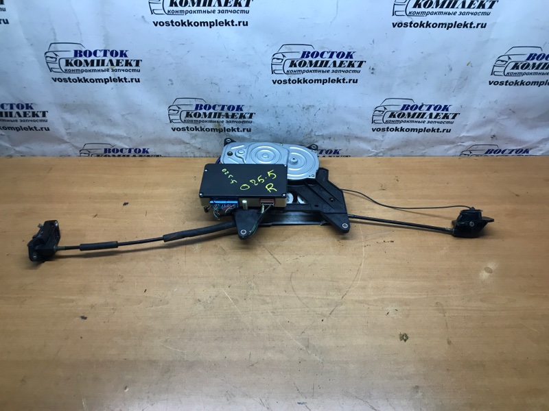 Доводчик боковой двери Honda Mobilio 2004 GB2 L15A прав