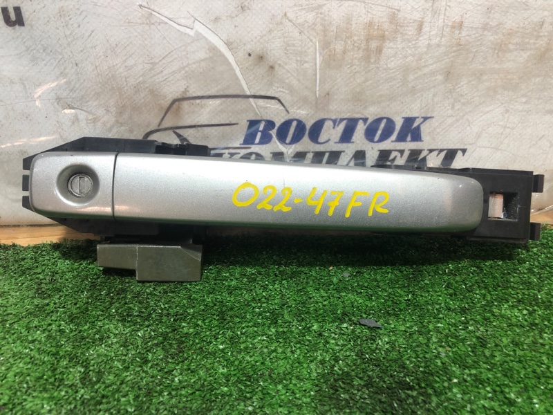 Ручка двери наружная Nissan Presage TNU31 QR25DE перед прав