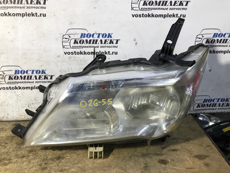 Фара Nissan Serena 2013 HFC26 MR20DD лев