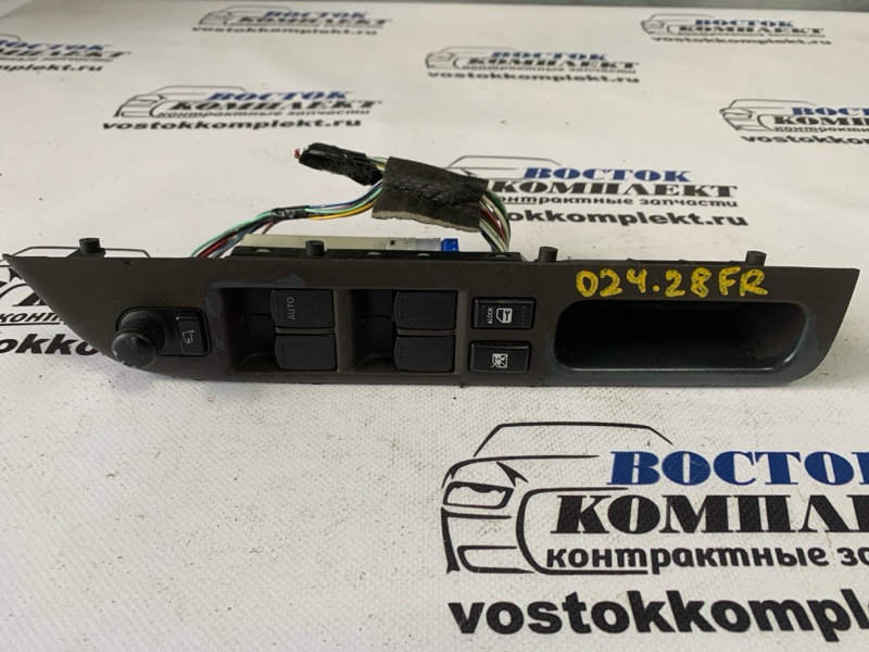 Блок управления стеклоподъемниками Suzuki Swift 2008 ZD11S M13A