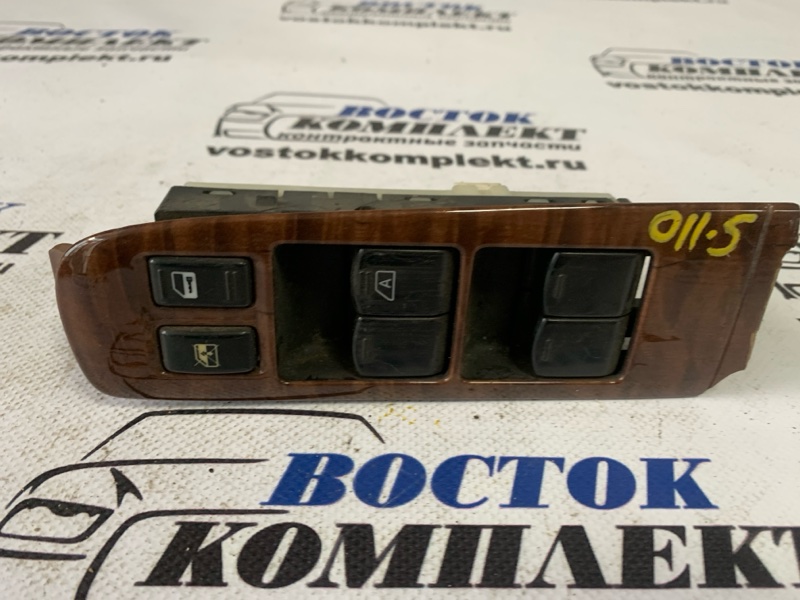 Блок управления стеклоподъемниками Nissan Serena C25 MR20DE