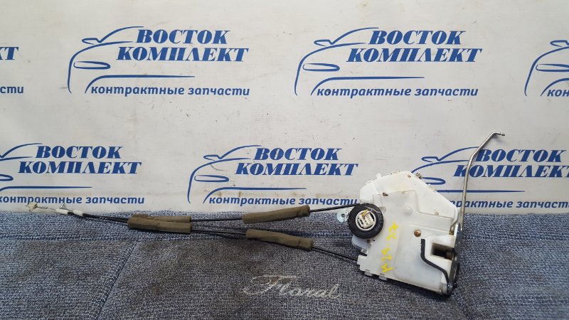 Замок дверной Honda Edix BE3 K20A перед лев