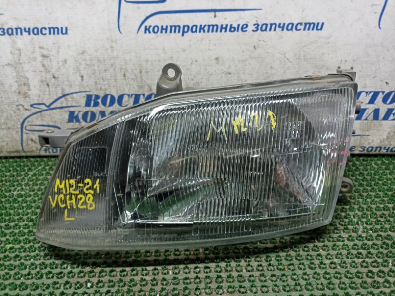 Фара Toyota Grand Hiace VCH28K 5VZ-FE лев