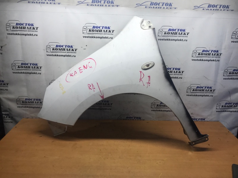 Крыло Mazda Familia VZNY12 HR16DE перед лев