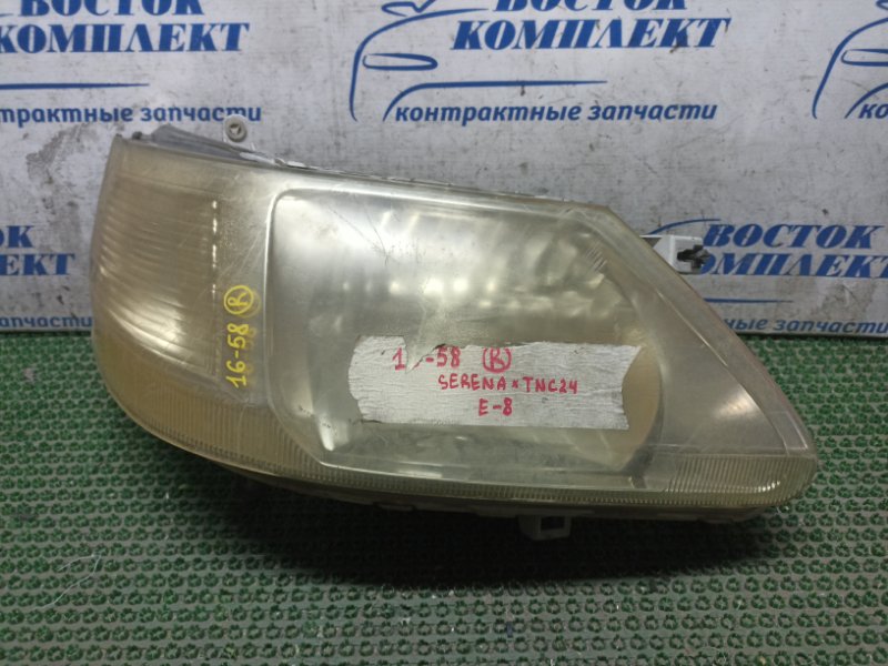 Фара Nissan Serena TNC24 QR20DE прав