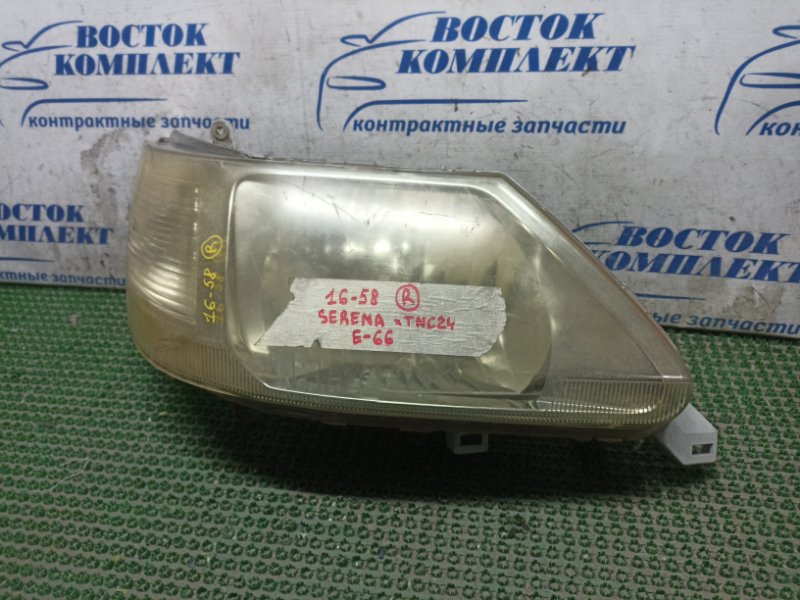 Фара Nissan Serena TNC24 прав