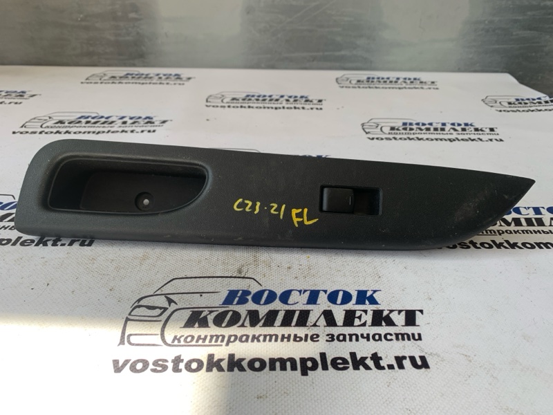 Кнопка стеклоподъемника Nissan March 2010 K13 HR12DE перед лев