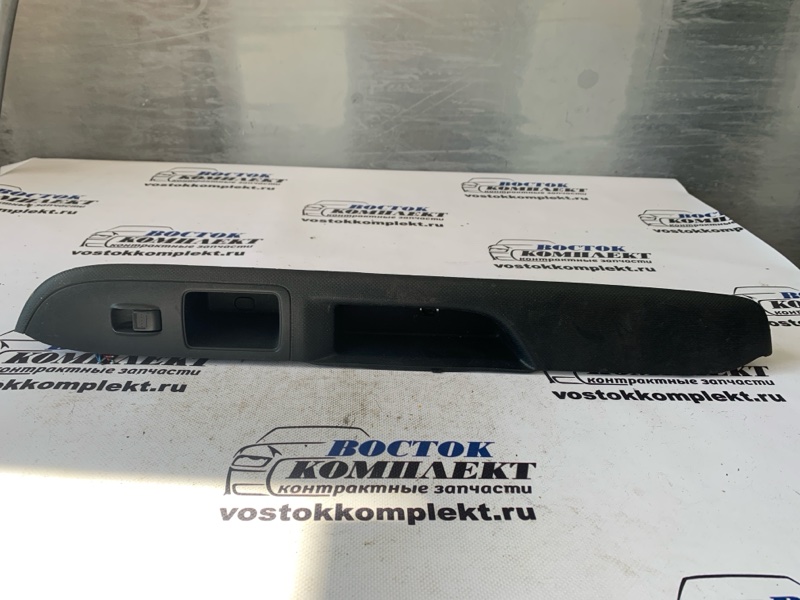 Кнопка стеклоподъемника Honda Mobilio Spike GK1 L15A перед лев