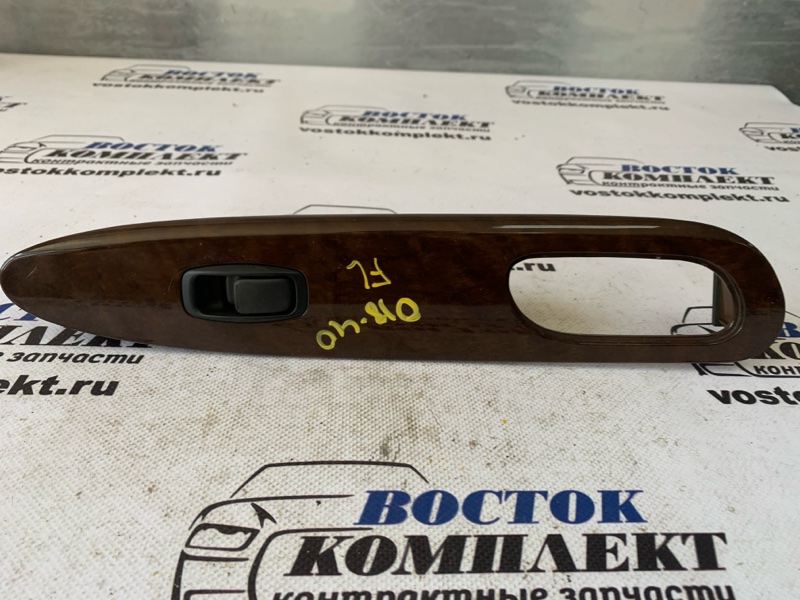 Кнопка стеклоподъемника Mitsubishi Debonair 1999 S26A 6G74 перед лев