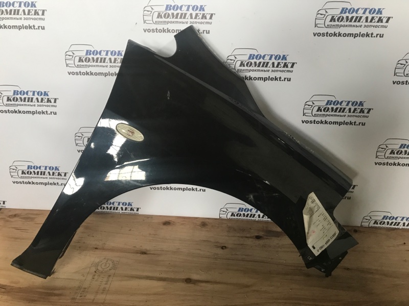 Крыло Nissan Tiida C11 HR15DE перед прав