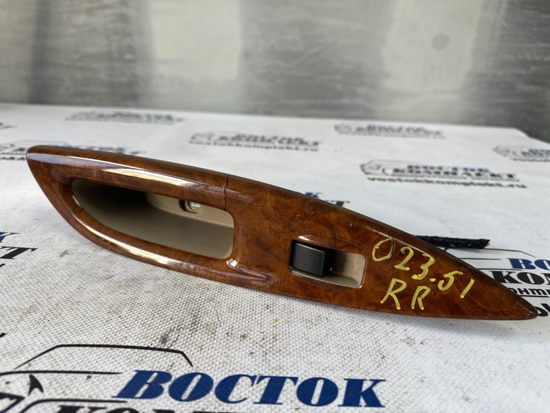 Кнопка стеклоподъемника Mazda Atenza GG3P L3-VE зад прав