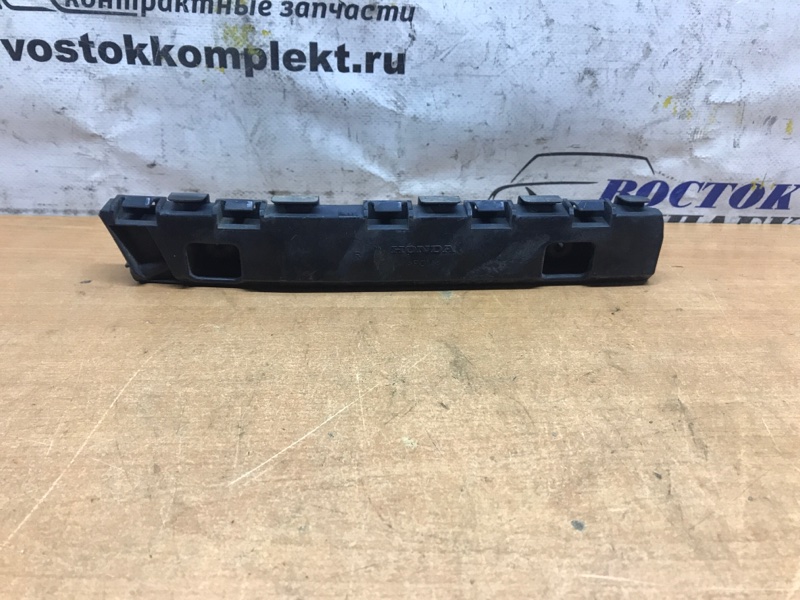 Клипса бампера Honda Stepwgn RK1 R20A перед прав