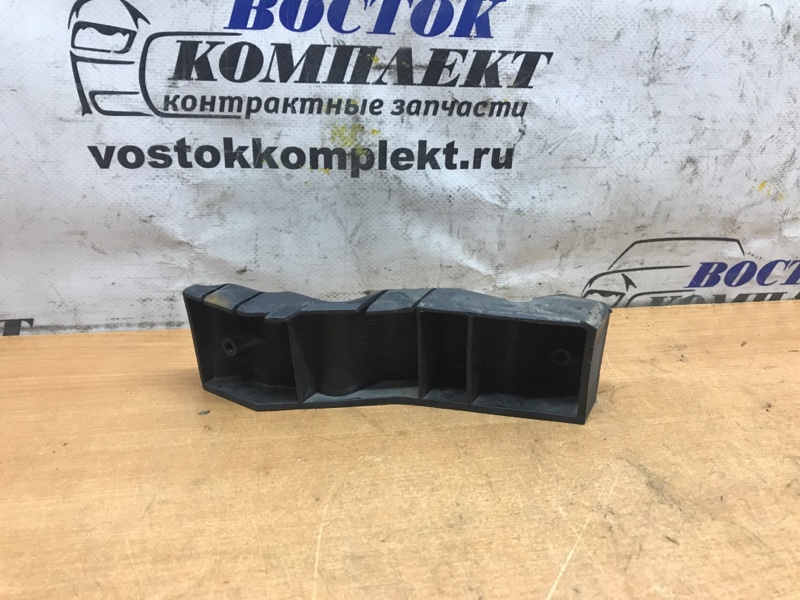 Клипса бампера Audi TT TRUZZZ AUQ перед прав