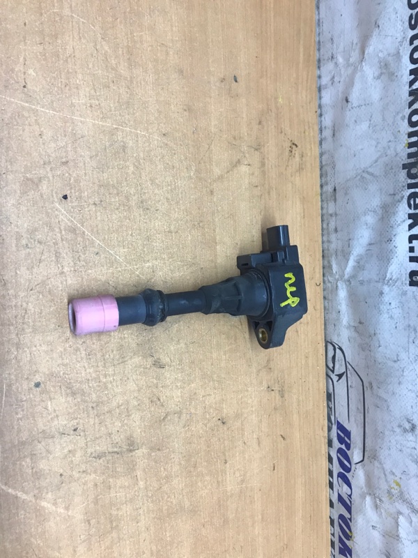 Катушка зажигания Honda Fit 2002 GD1 L13A перед