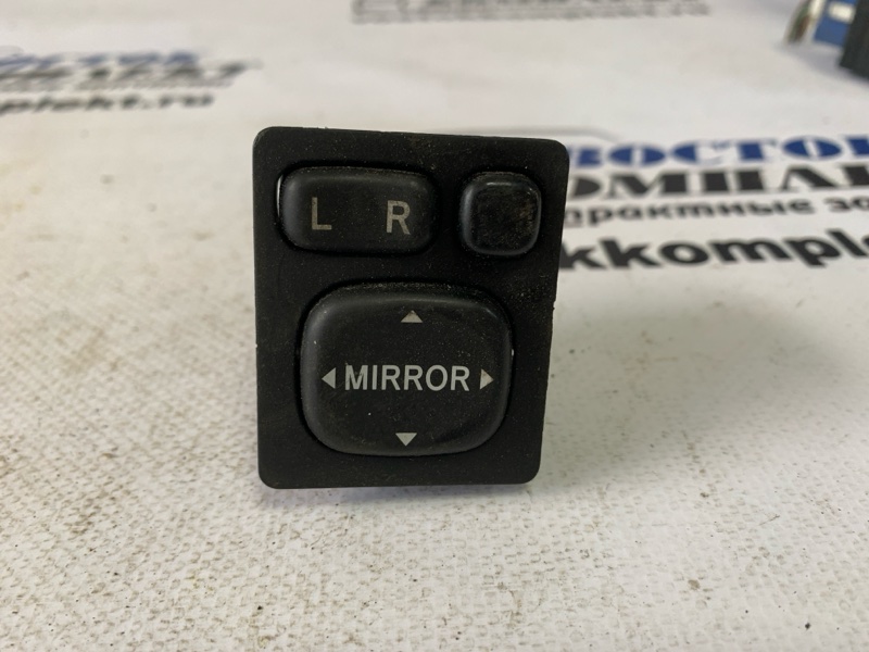 Блок управления зеркалами Toyota Ractis NCP100 1NZ-FE