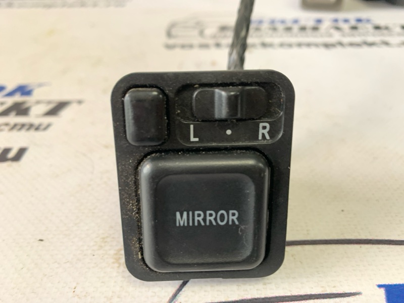 Блок управления зеркалами Honda Mobilio Spike GK1 L15A