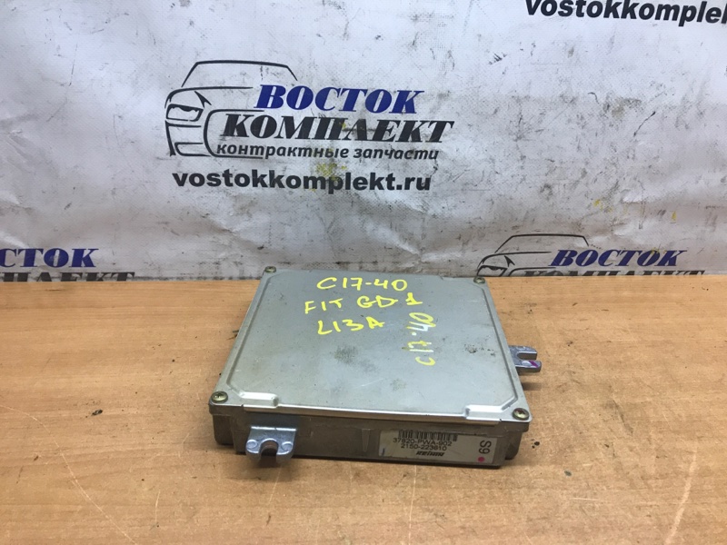Блок управления ДВС Honda Fit 2002 GD1 L13A