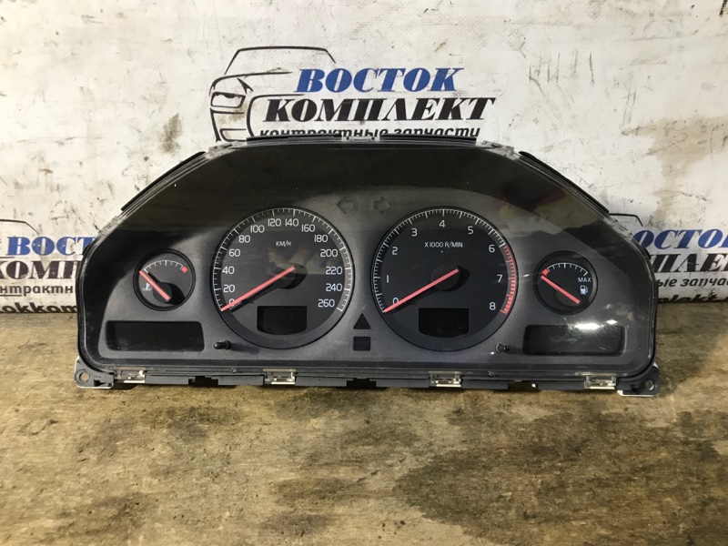 Комбинация приборов Volvo V70