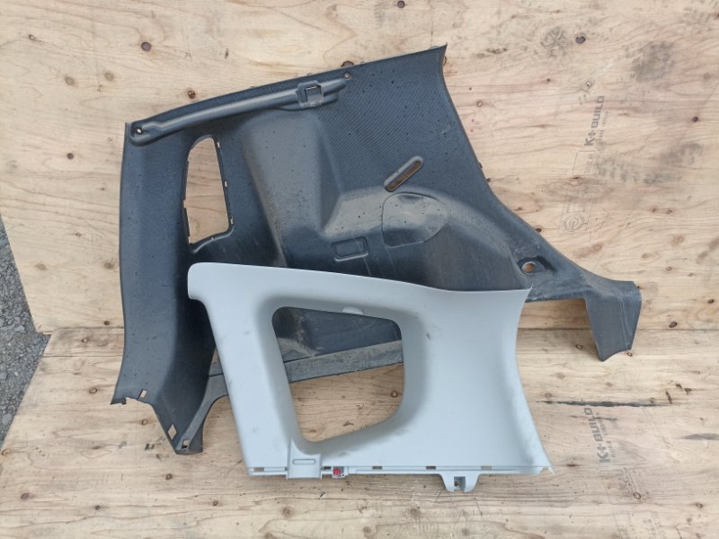 Обшивка багажника Honda Fit GD4 L15A лев