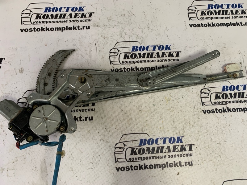 Стеклоподъемник Mitsubishi Delica Space Gear PF8W 4M40 перед прав