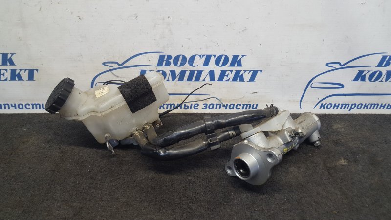 Главный тормозной цилиндр Mazda Bongo SKP2M L8