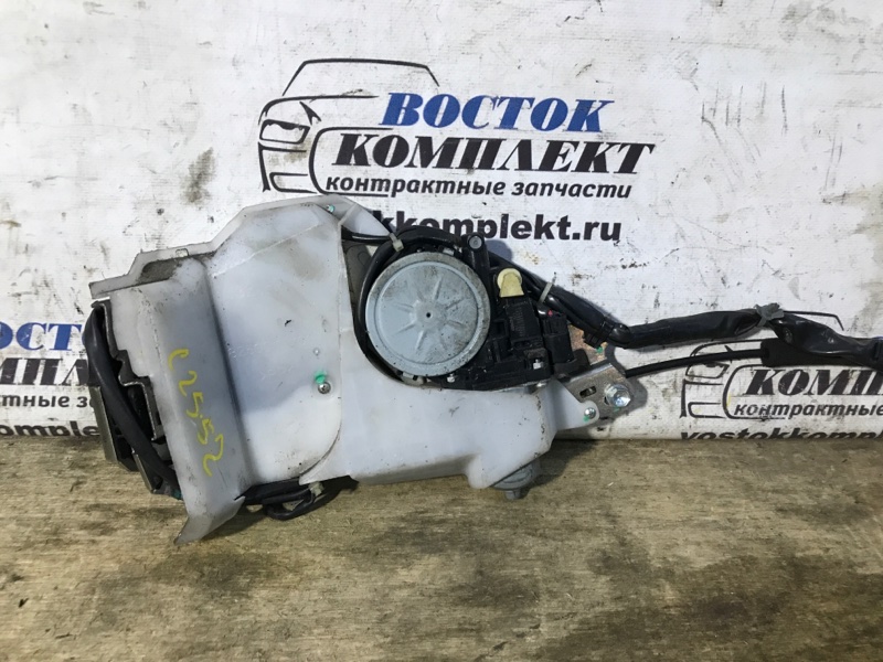 Доводчик боковой двери Nissan Serena 2006 CNC25 MR20DE зад прав