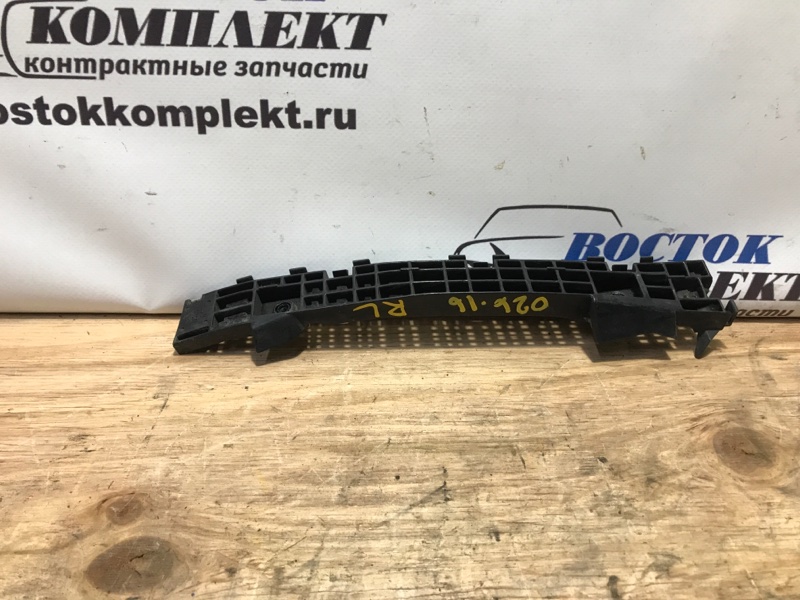 Клипса бампера Honda Fit 2008 GE7 L13A зад лев