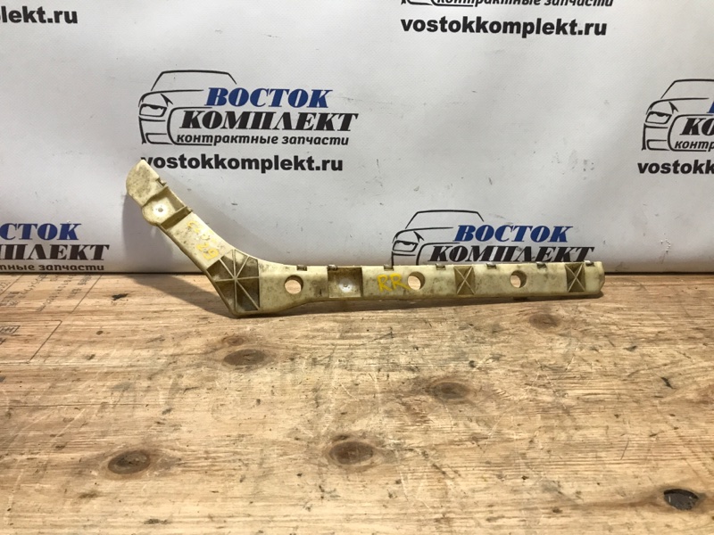 Клипса бампера Nissan Bluebird Sylphy 2007 KG11 MR20DE зад прав