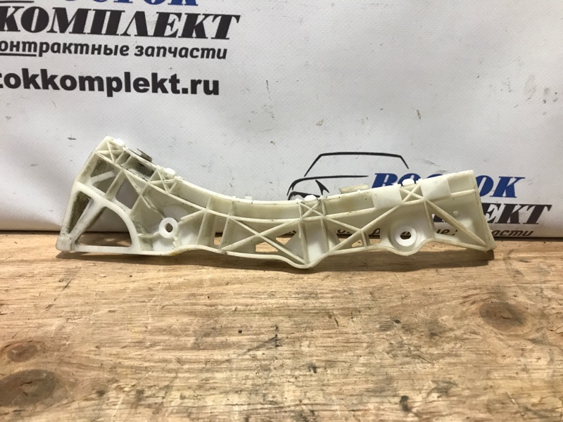 Клипса бампера Mazda Axela 2004 BK5P ZY-VE зад лев