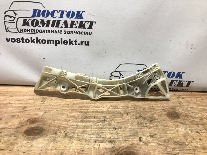 Клипса бампера Mazda Axela 2004 BK5P ZY-VE зад прав