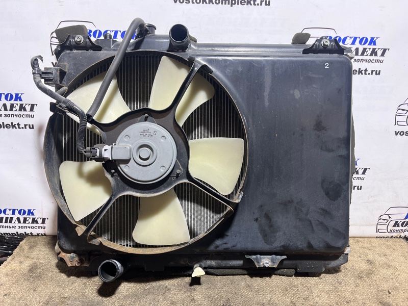Радиатор двигателя Suzuki Swift ZC71S K12B