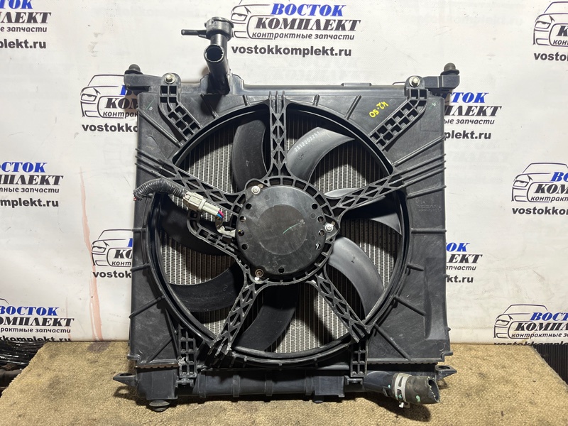 Радиатор двигателя Nissan Note E12 HR12DE