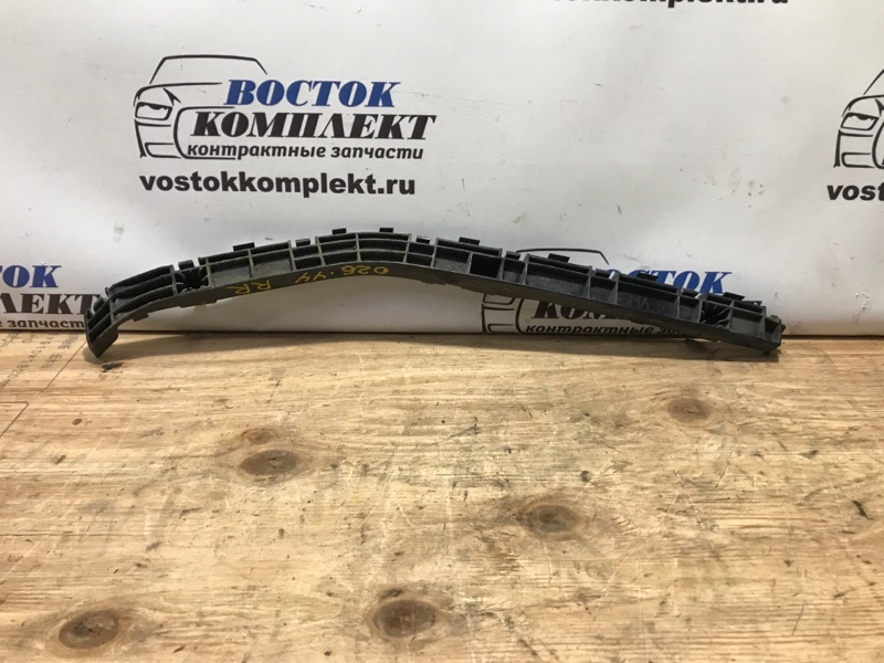 Клипса бампера Honda Stream 2007 RN6 R18A зад прав