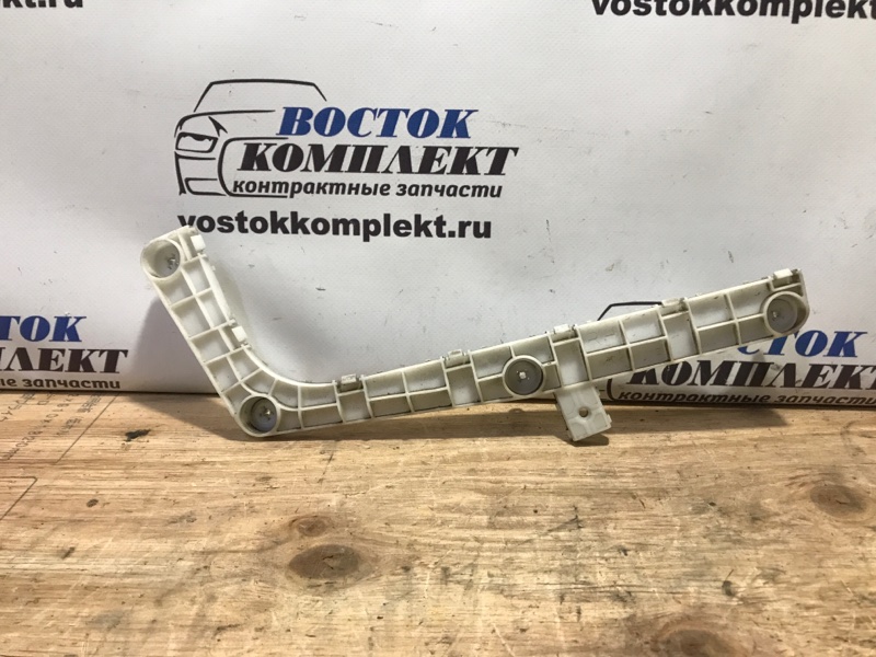 Клипса бампера Mitsubishi Delica D:5 2008 CV5W 4B12 зад прав