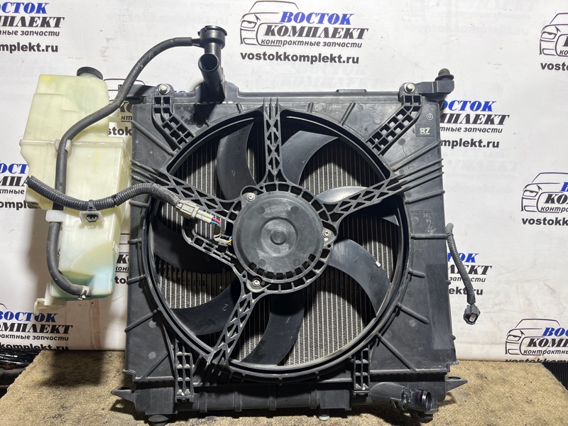 Радиатор двигателя Nissan March NK13 HR12DE