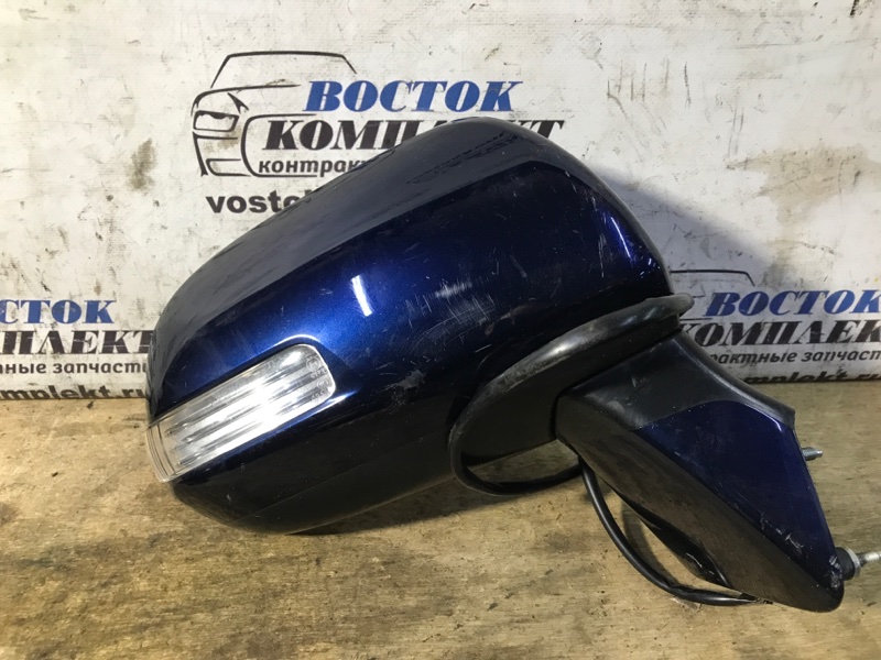 Зеркало боковое Toyota Voxy 2009 ZRR70W 3ZR-FE прав