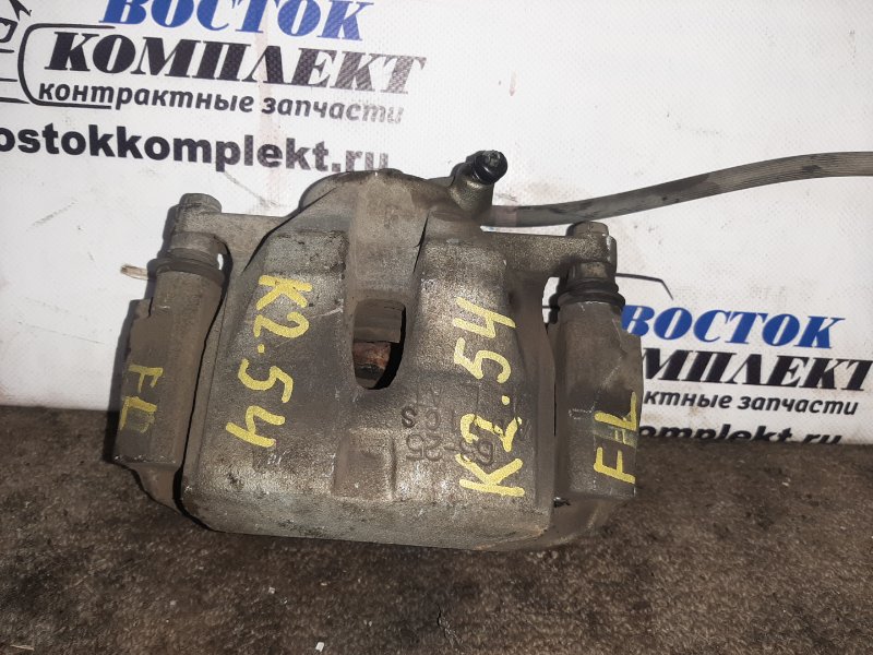 Суппорт Toyota Noah 2009 ZRR70W 3ZR-FE перед лев