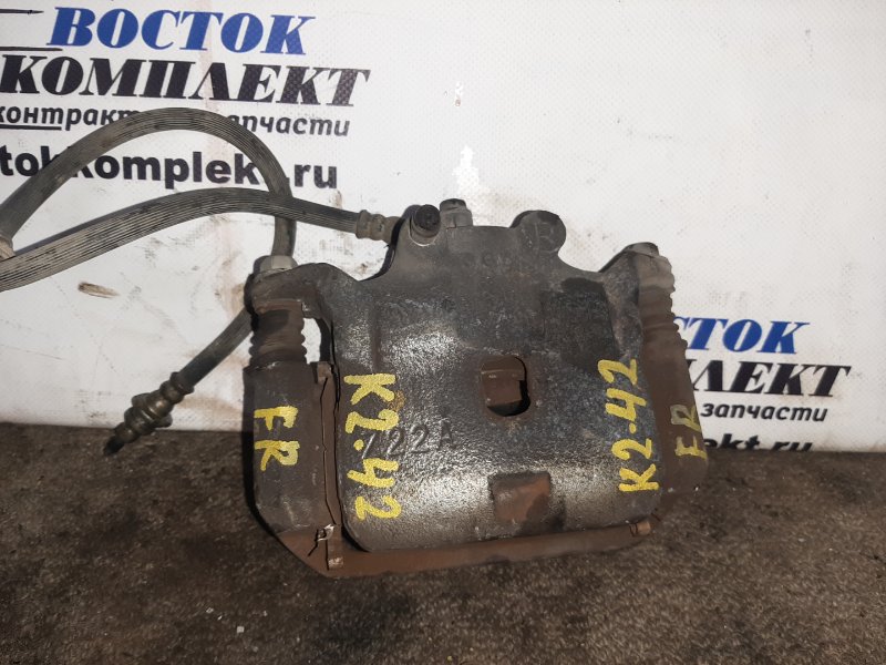 Суппорт Nissan Note E12 HR12DE перед прав