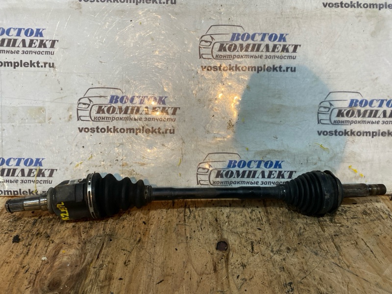 Привод Toyota Vitz 2005 SCP90 2SZ-FE перед лев