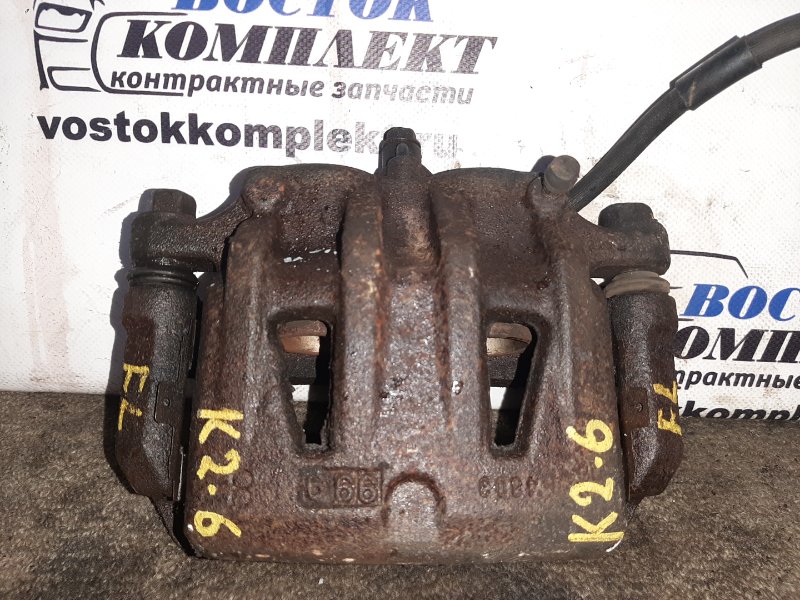 Суппорт Nissan Elgrand MNE51 VQ25DE перед лев