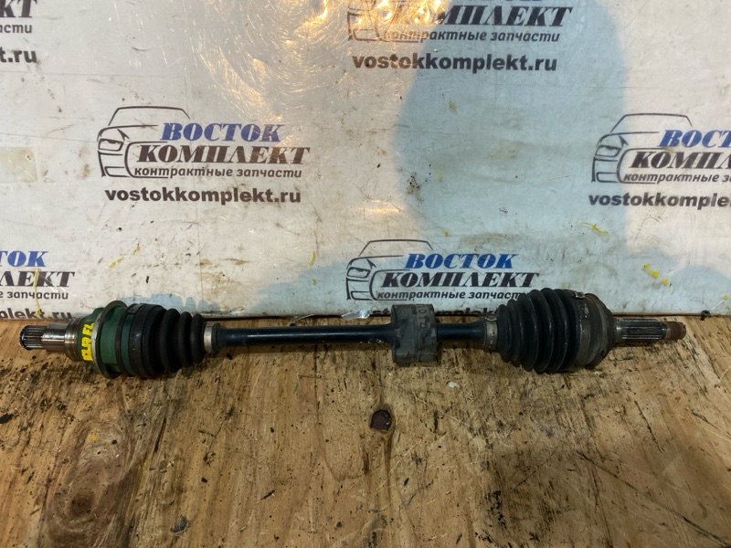 Привод Toyota Passo KGC35 1KR-FE перед лев