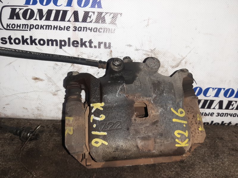 Суппорт Nissan Cube Z12 HR15DE перед прав