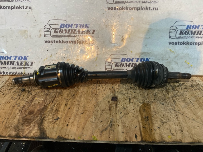 Привод Toyota Noah AZR60 1AZ-FSE перед лев