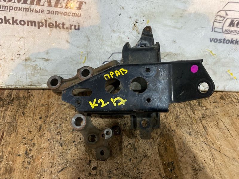 Подушка двигателя Toyota Passo KGC35 1KR-FE лев